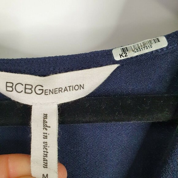 BCBGeneration Navy Blue V Neck Sleeveless Romper Size Medium - Picture 5 of 6